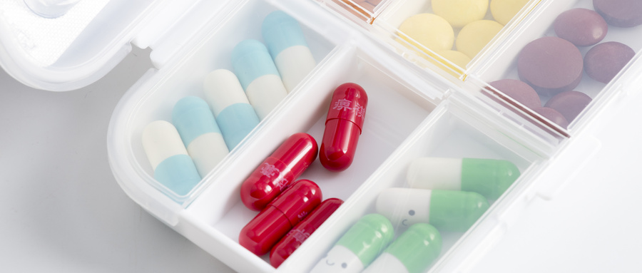 药品零售企业发现执业药师“挂证”行为，撤销GSP证书